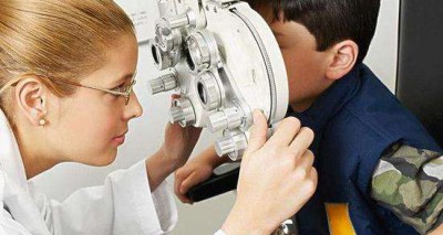 柳州市眼镜验光师考证培训什么情况下需要散瞳验光