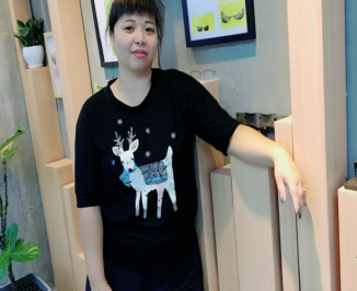 詹小姐——喜登福时尚眼镜店店长