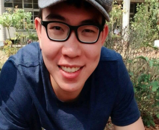 郑*康——优秀华裔职业验光师