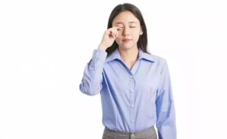 【验光配镜知识】眼睛干涩、刺痛？眼科专家教你如何自查干眼症