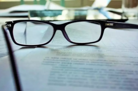 加华资本发布5000字眼镜行业研究报告：眼镜是最好的消费品