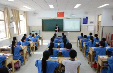3年“教室灯光”监测，哈尔滨市中小学卫生保健所长建议从光源入手防控近视