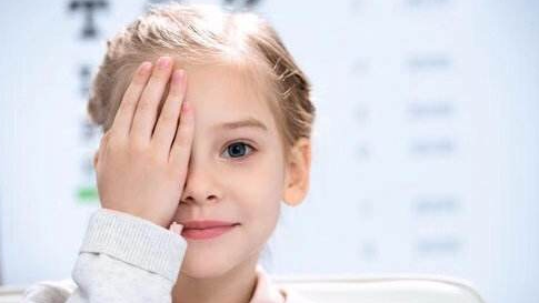 看验光师怎么教育自己的孩子防止眼睛近视